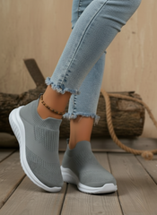 Women's Mesh Comfort Sneakers